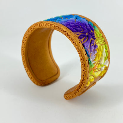 Colorful leaf pattern with lapis gemstone makes a versatile bracelet