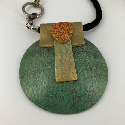 Statement Necklace with large Saucer pendant and unique neck chain