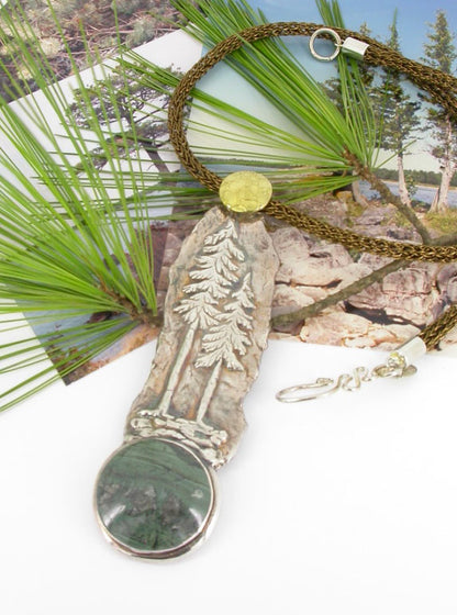 Remember the Moments Collectors Necklace