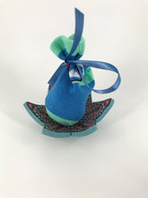 Load image into Gallery viewer, Colorful One-of-a-Kind Trinket Dishes
