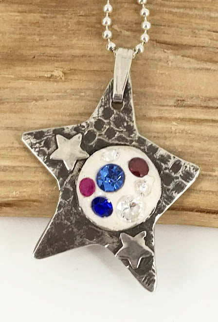 Star Spangled Fine Silver Necklace handmade by Linda Stiles Smith of NatureScapes Studio. Front view. Gift ideas for women.